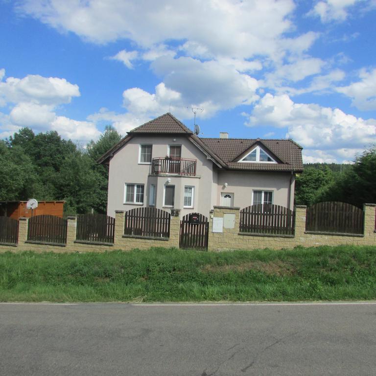 Villa Vranov 55 Čerčany Oda fotoğraf